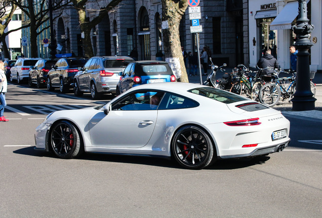 Porsche 991 GT3 Touring