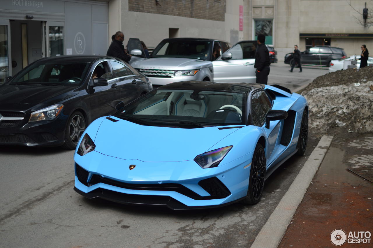 Lamborghini Aventador S LP740-4 Roadster