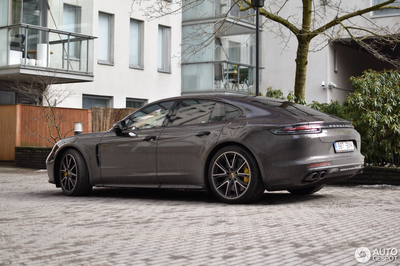 Porsche 971 Panamera Turbo S E-Hybrid