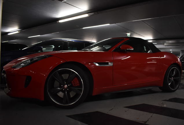 Jaguar F-TYPE S V8 Convertible