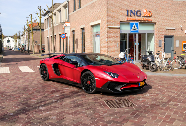 Lamborghini Aventador LP750-4 SuperVeloce Roadster