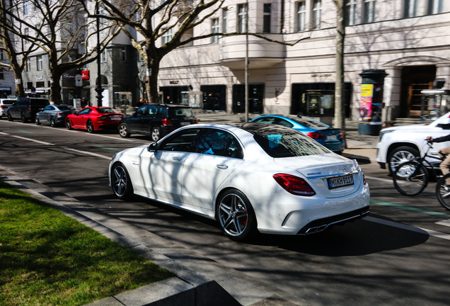 Mercedes-AMG C 63 S W205