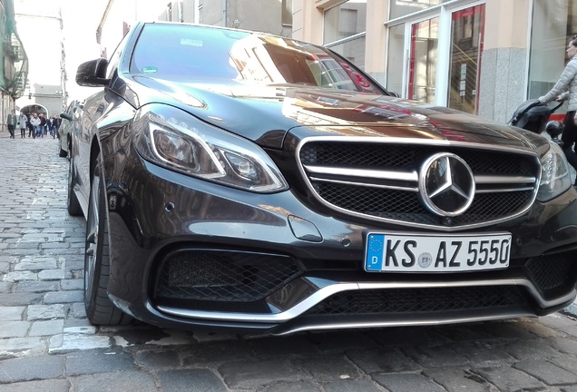 Mercedes-Benz E 63 AMG S W212