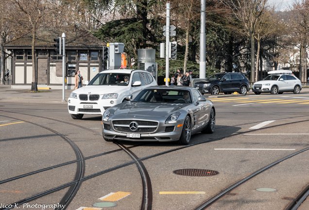 Mercedes-Benz SLS AMG