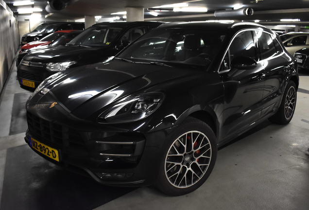 Porsche 95B Macan Turbo