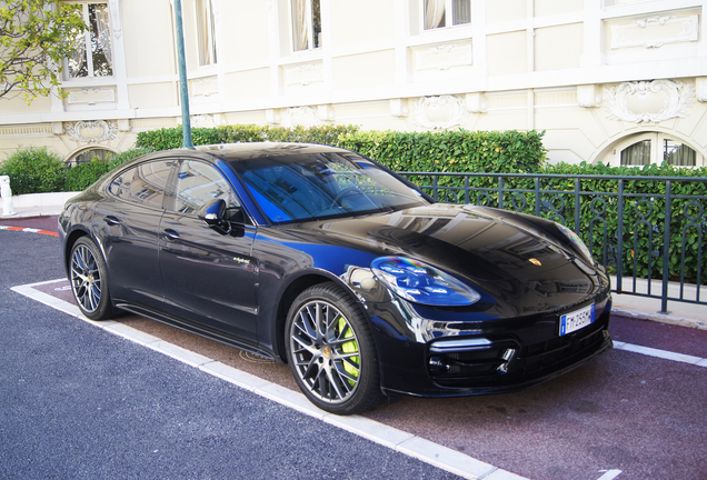 Porsche 971 Panamera Turbo S E-Hybrid