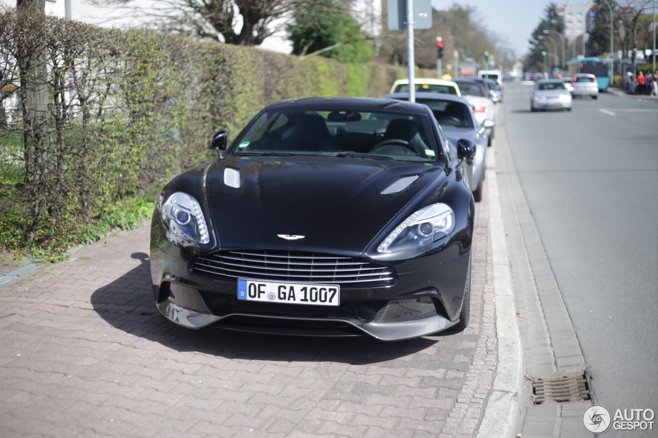 Aston Martin Vanquish 2013