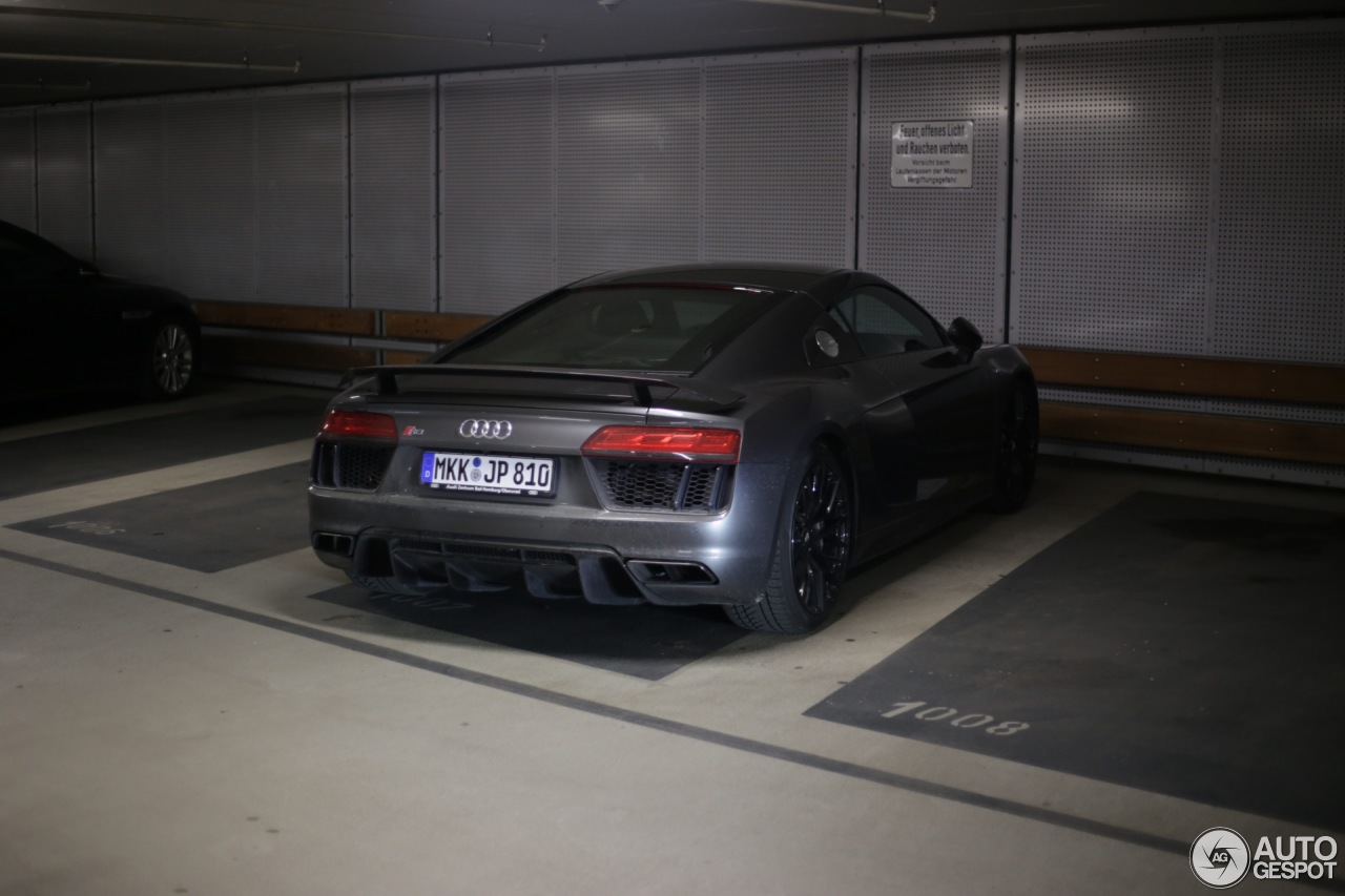 Audi R8 V10 Plus 2015