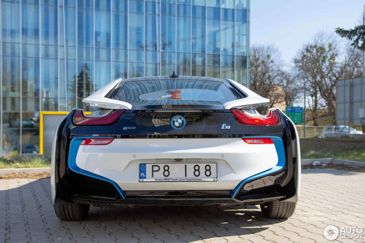 BMW i8