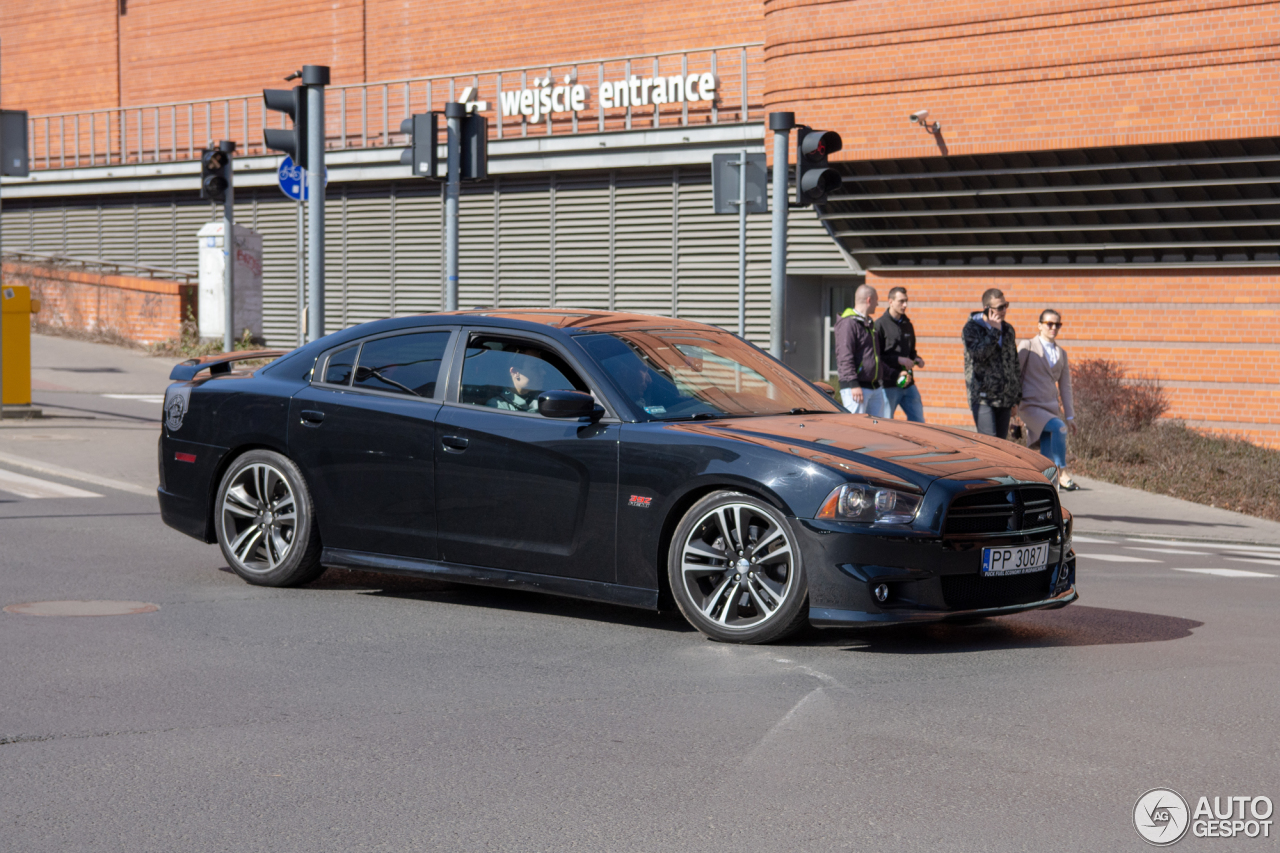 Dodge Charger SRT-8 Super Bee 2012