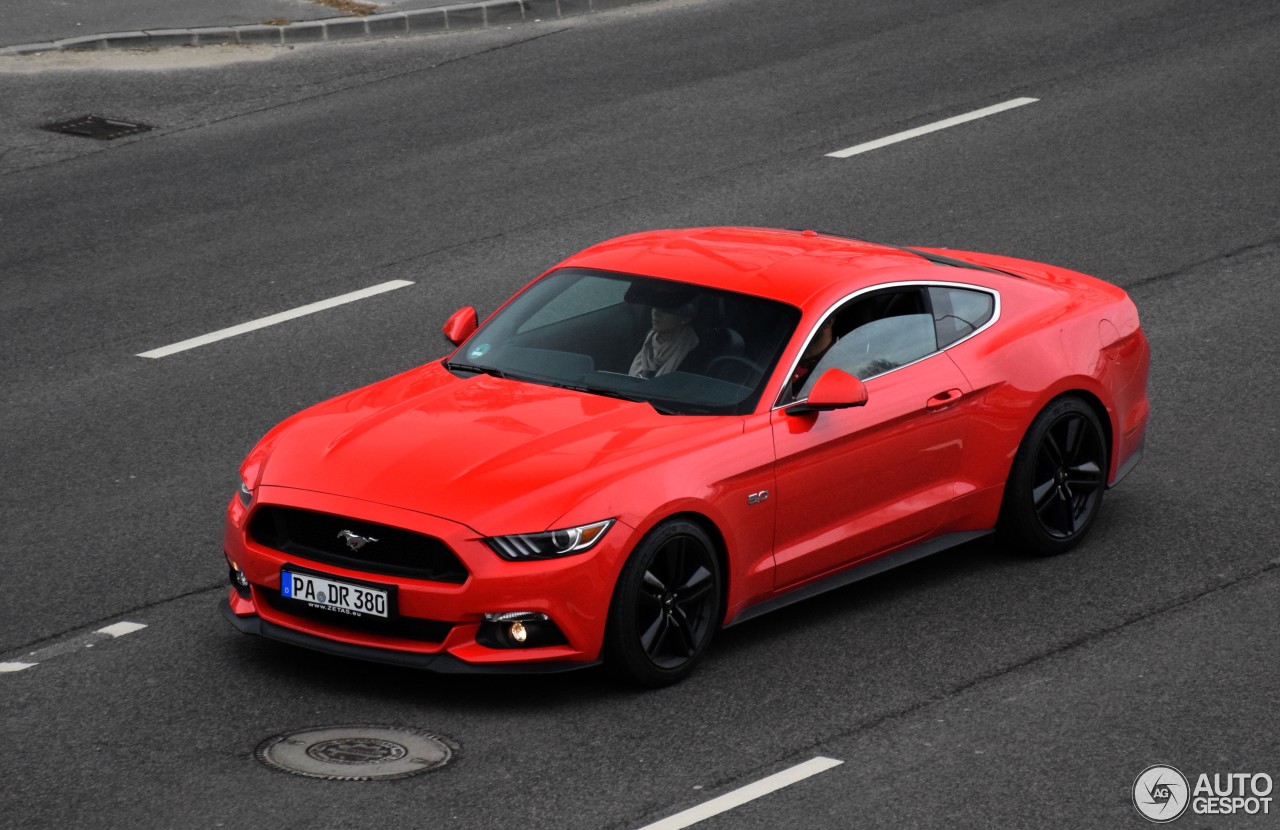 Ford Mustang GT 2015