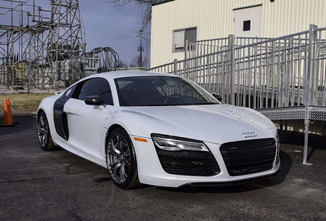 Audi R8 V10 2013