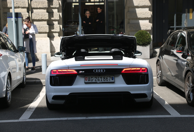 Audi R8 V10 Spyder 2016