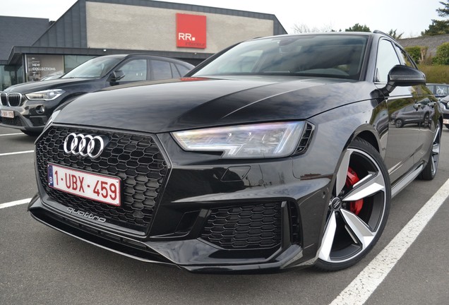 Audi RS4 Avant B9