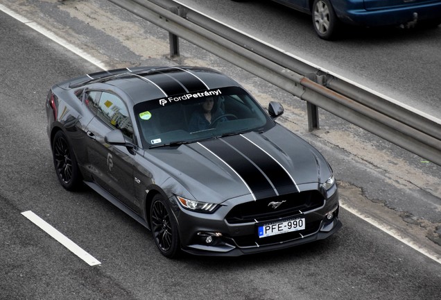 Ford Mustang GT 2015