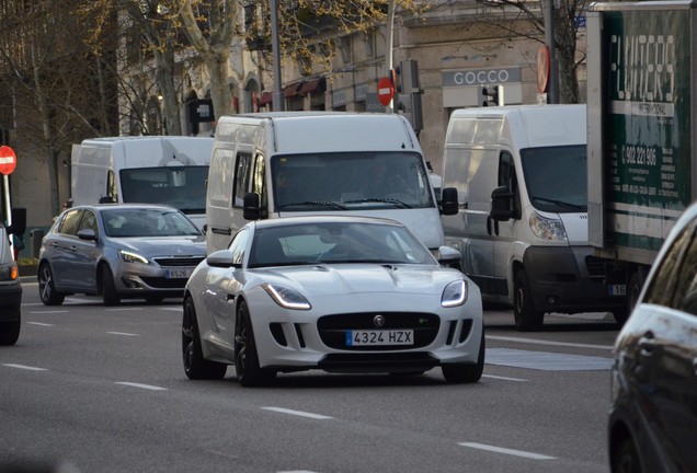 Jaguar F-TYPE R Coupé