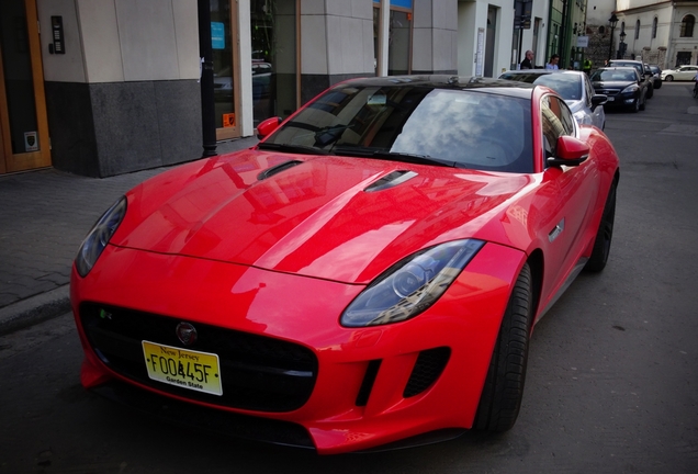 Jaguar F-TYPE R Coupé