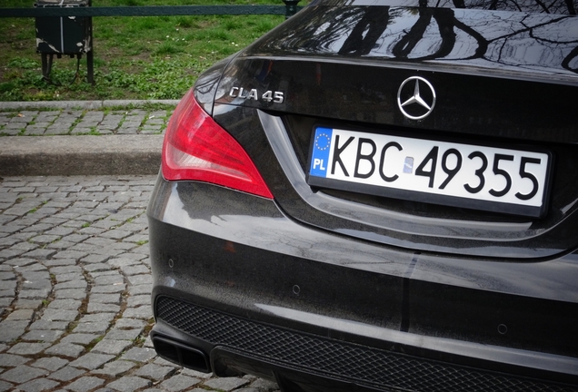 Mercedes-Benz CLA 45 AMG C117