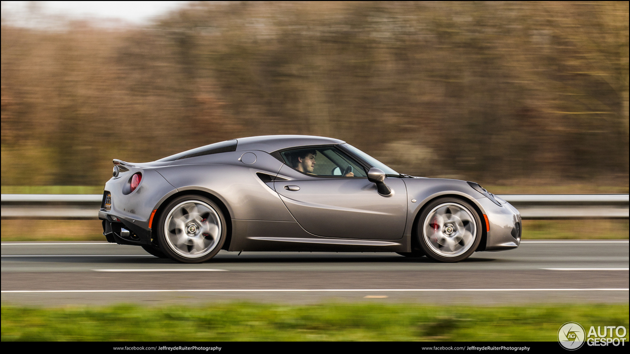 Alfa Romeo 4C Coupé