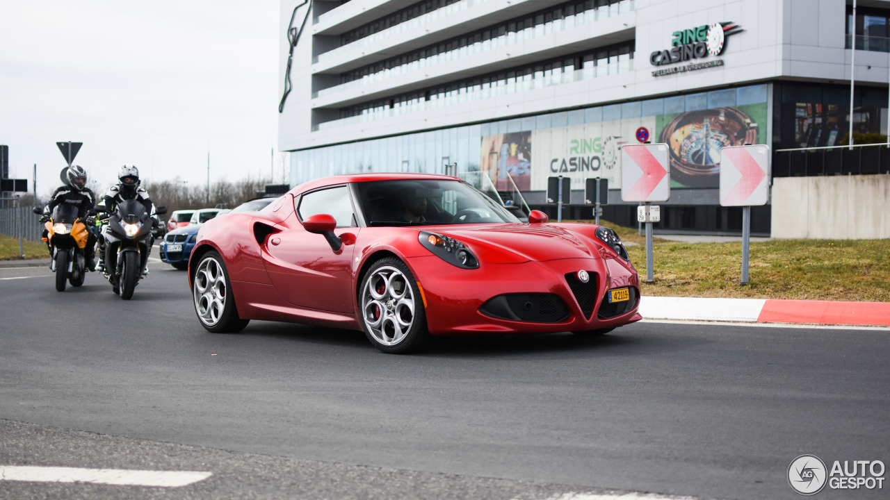 Alfa Romeo 4C Coupé