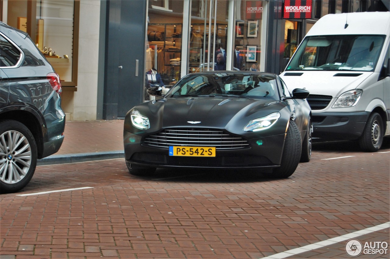 Aston Martin DB11