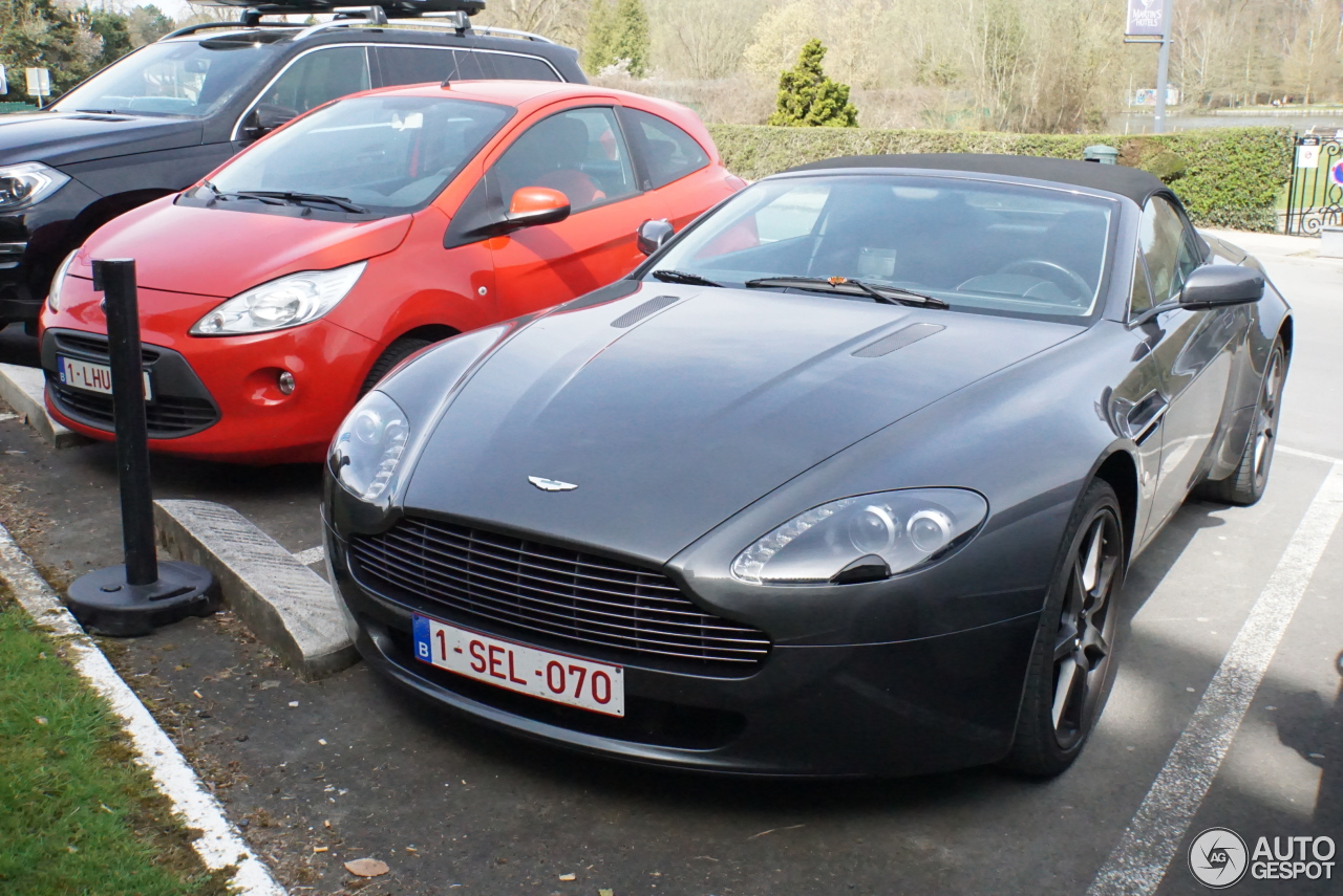 Aston Martin V8 Vantage Roadster