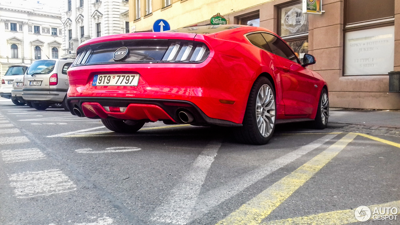 Ford Mustang GT 2015