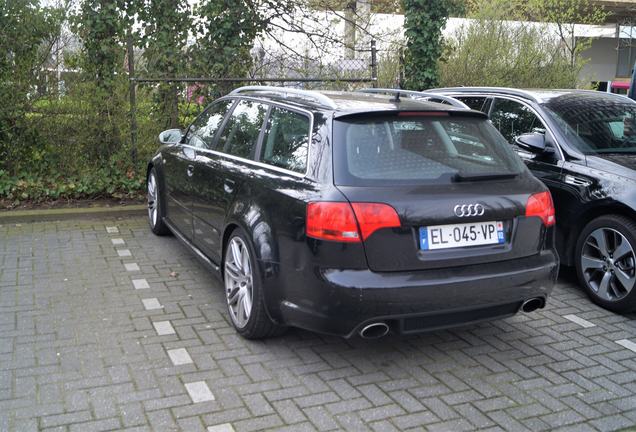Audi RS4 Avant B7