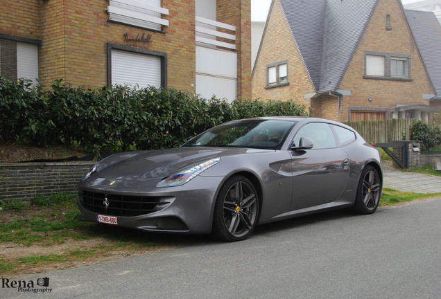 Ferrari FF