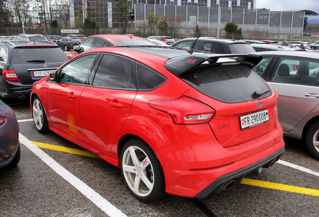 Ford Focus RS 2015 Race Red Edition 2018