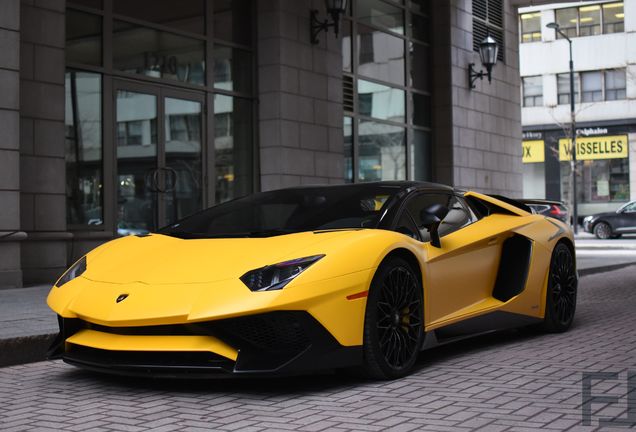 Lamborghini Aventador LP750-4 SuperVeloce Roadster