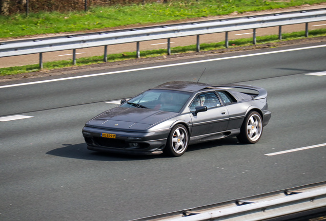 Lotus Esprit V8 GT