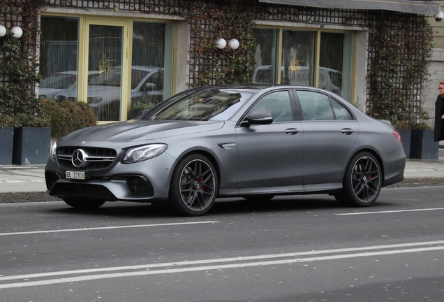 Mercedes-AMG E 63 S W213