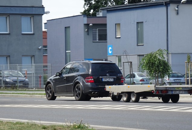 Mercedes-Benz ML 63 AMG W164