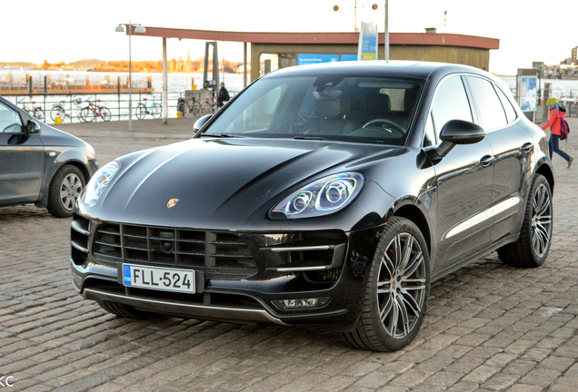 Porsche 95B Macan Turbo