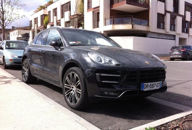 Porsche 95B Macan Turbo