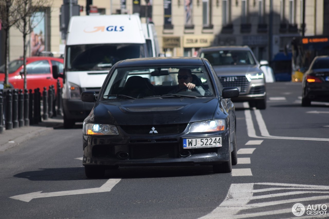 Mitsubishi Lancer Evolution IX