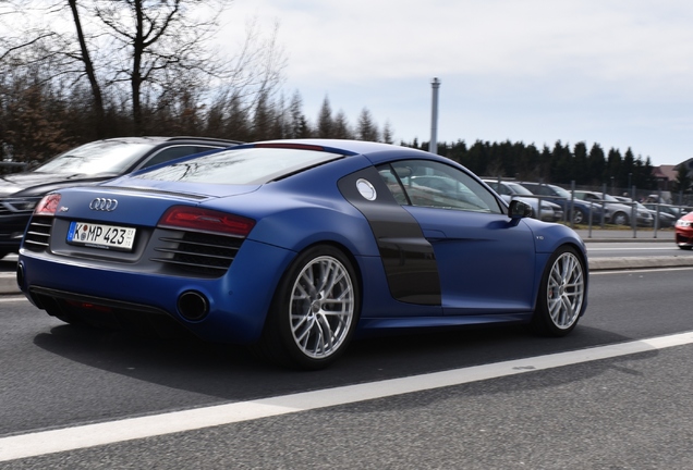 Audi R8 V10 Plus 2013