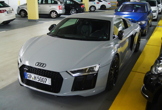 Audi R8 V10 Plus 2015