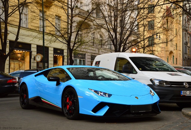 Lamborghini Huracán LP640-4 Performante