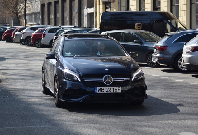 Mercedes-AMG A 45 W176 2015