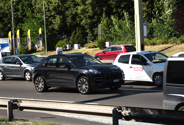 Porsche 95B Macan Turbo