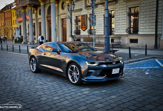 Chevrolet Camaro SS 2016 50th Anniversary