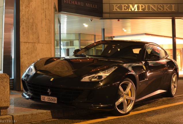 Ferrari GTC4Lusso