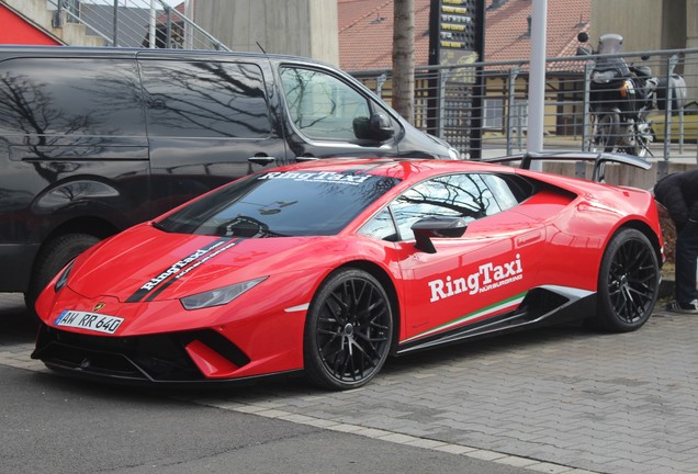 Lamborghini Huracán LP640-4 Performante