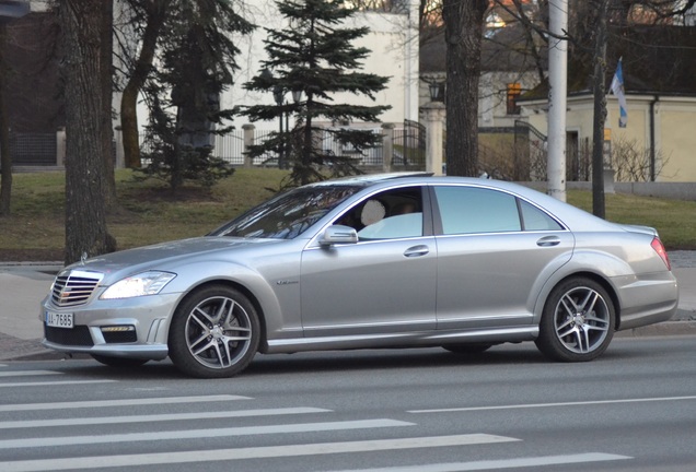 Mercedes-Benz S 63 AMG W221 2010