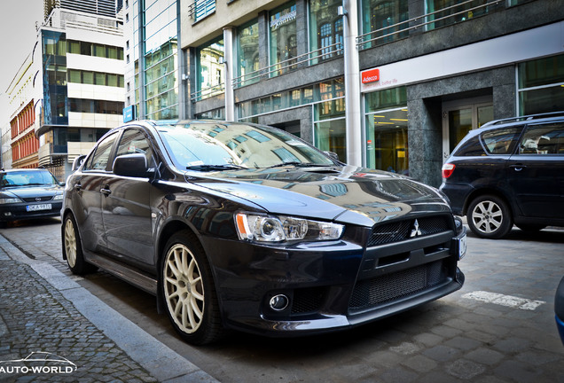 Mitsubishi Lancer Evolution X