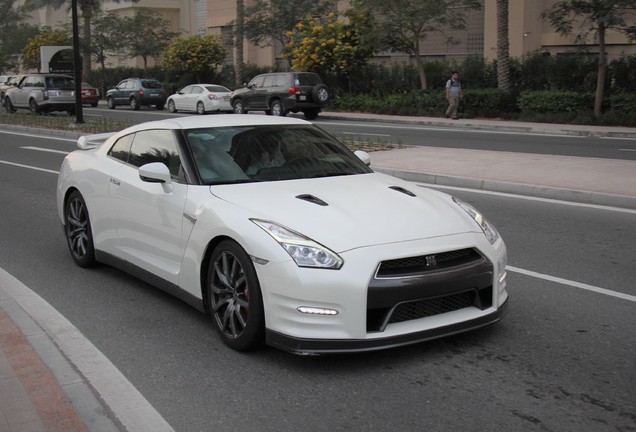 Nissan GT-R 2014