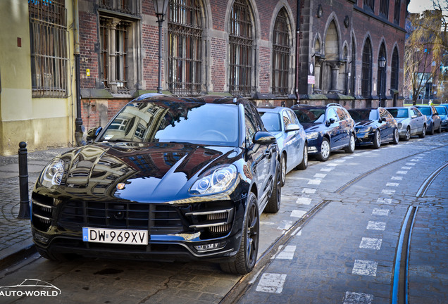 Porsche 95B Macan Turbo