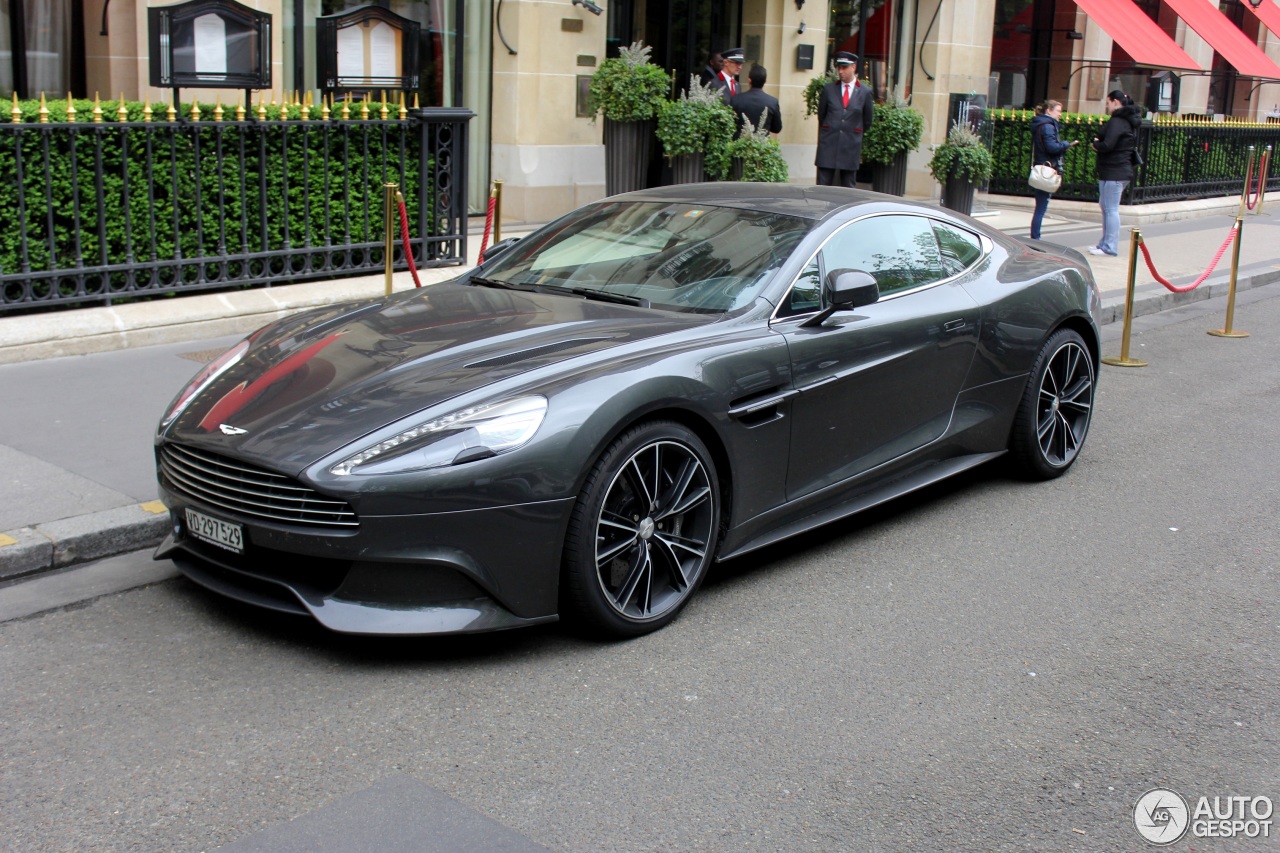 Aston Martin Vanquish 2013